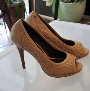 Donald j pliner heels